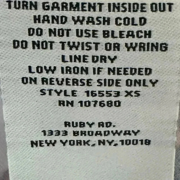 RUBY RD Pink Tropical Floral Blouse 3/4 Flutter Sleeve Size Small Top New - Picture 10 of 13